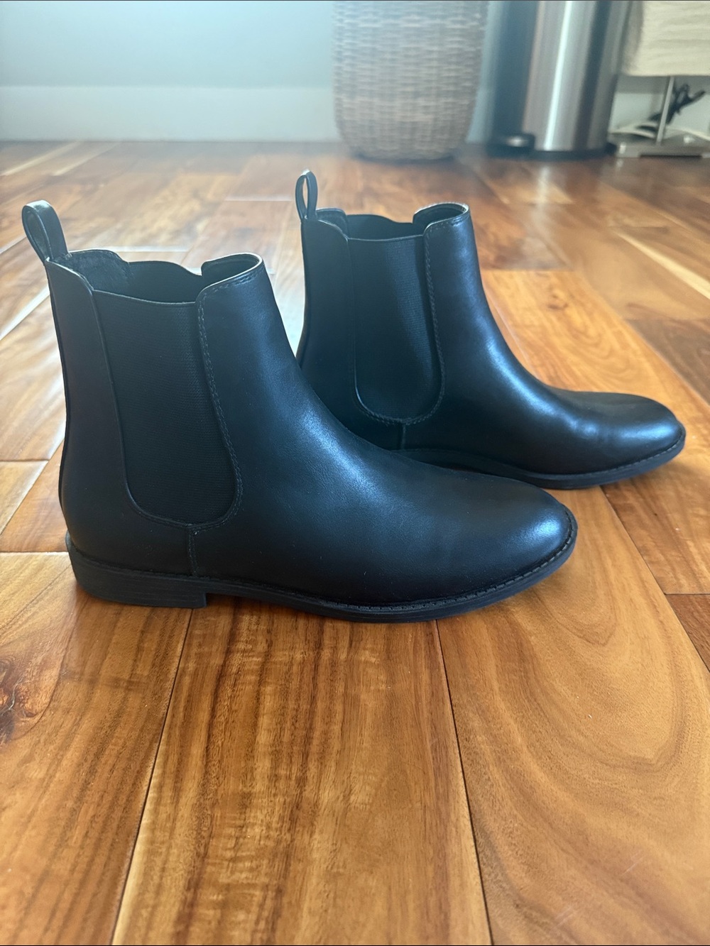 Black Chelsea Boots - London Rag